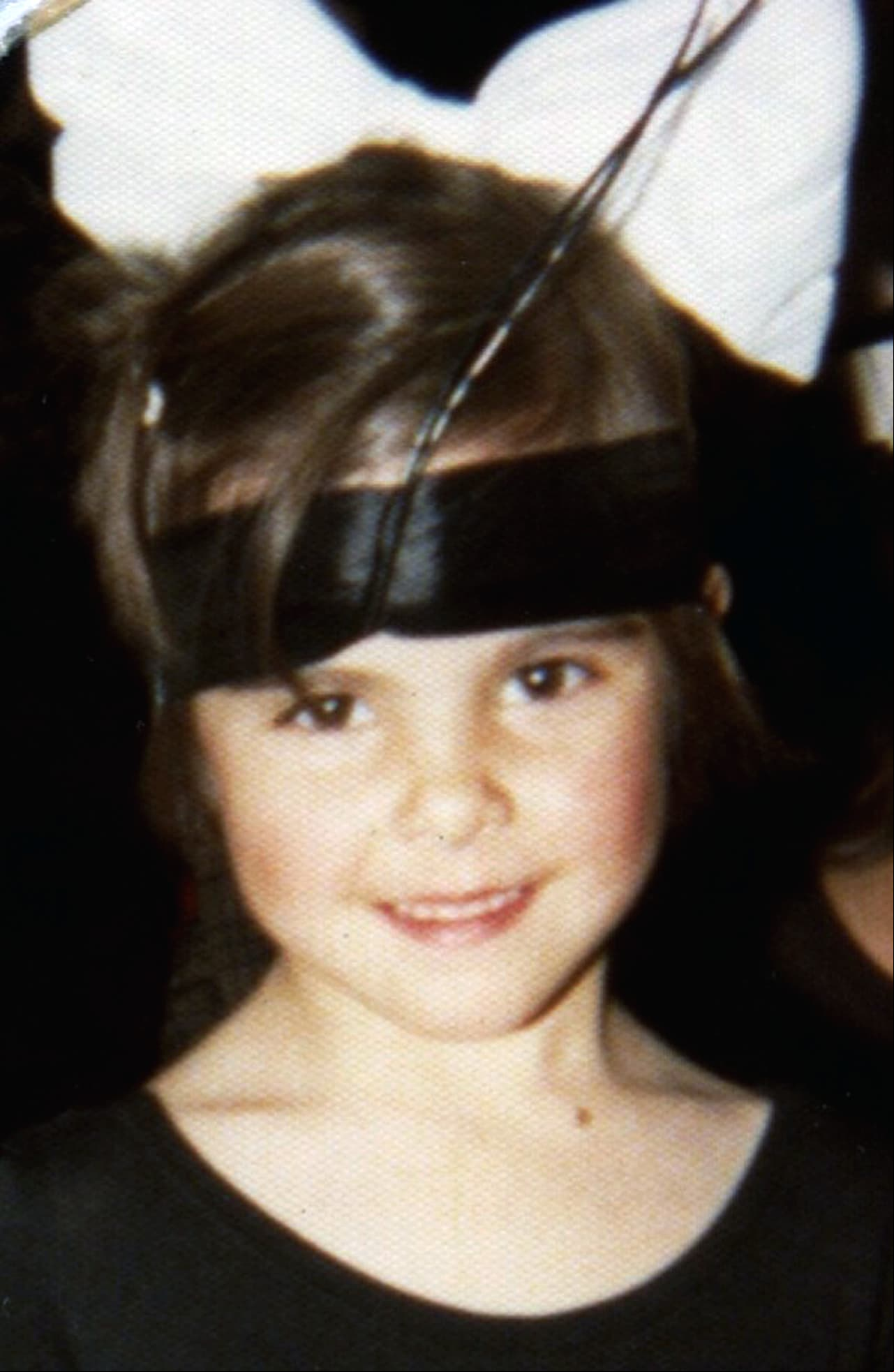 Kate del Castillo de niña