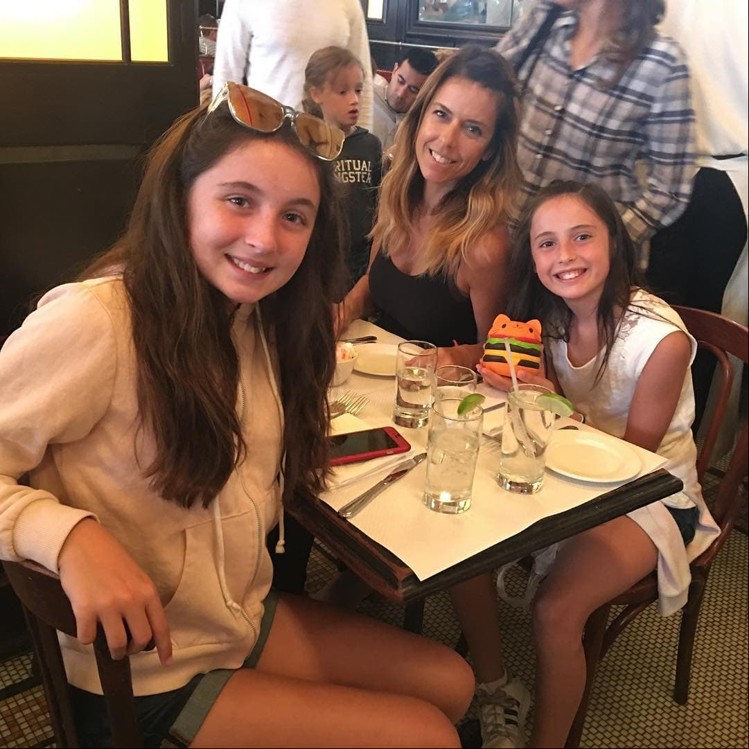 Maky recrea escena de Teresa con su hija: “Enseñándole como éramos las villanas de las novelas”