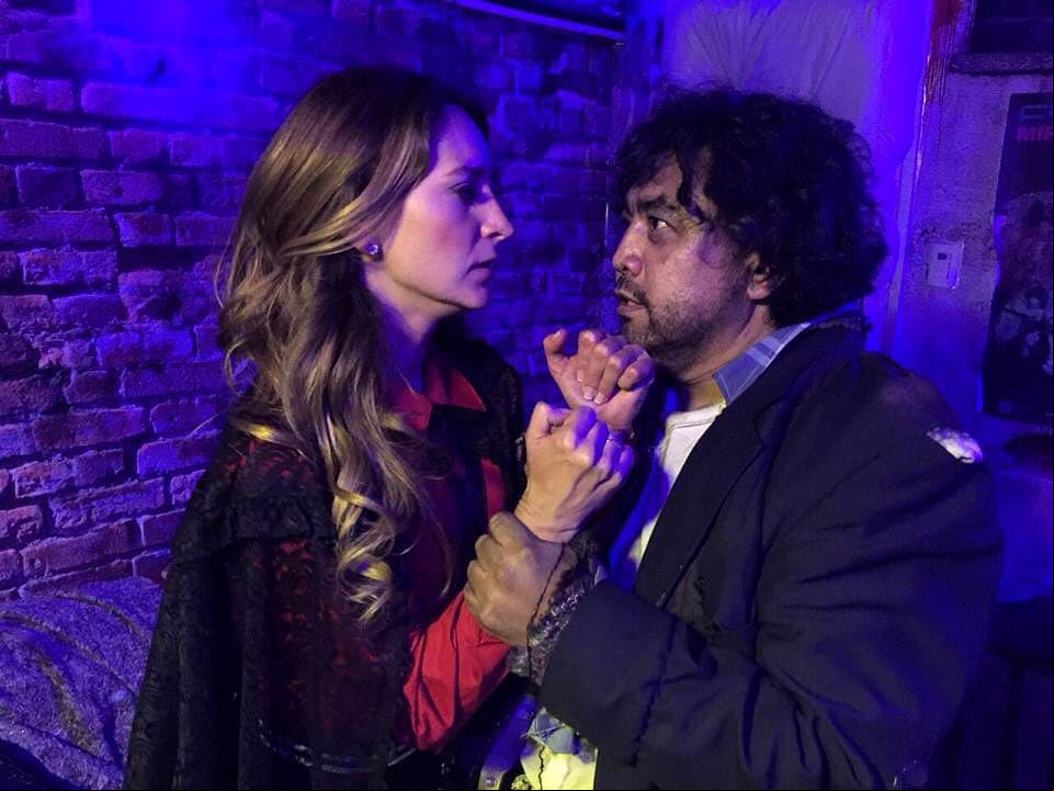 Ha participado también en varias puestas en escena.