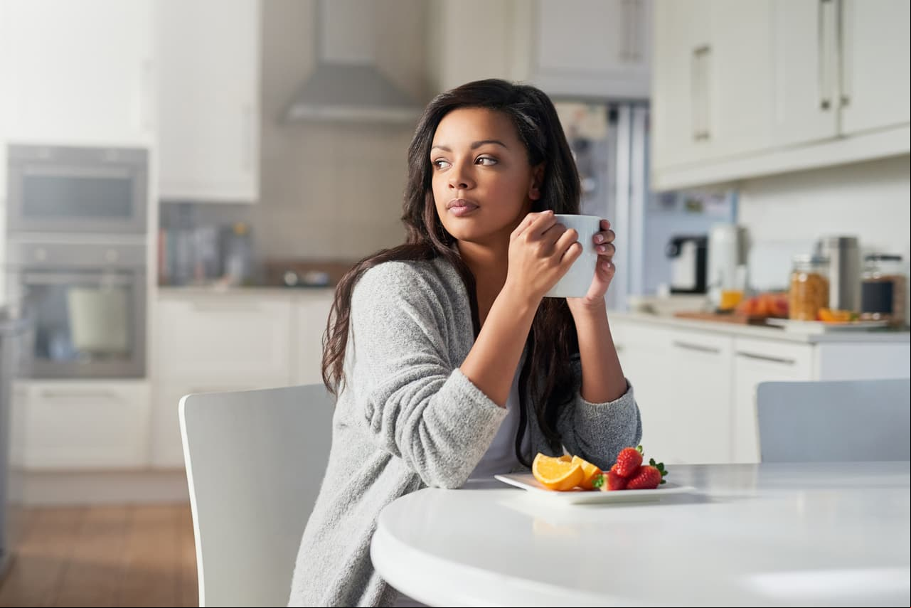 Comer solo es peligroso para la salud