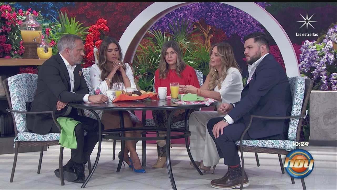 Visiblemente conmovidas, Galilea Montijo y Andrea Legarreta anuncian que integrante de Hoy está de luto