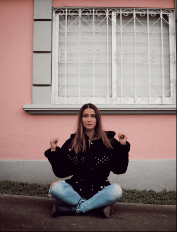 ¿A qué le das like en redes sociales?
<br>
<br>“A mis ganas de motivar a los demás”.