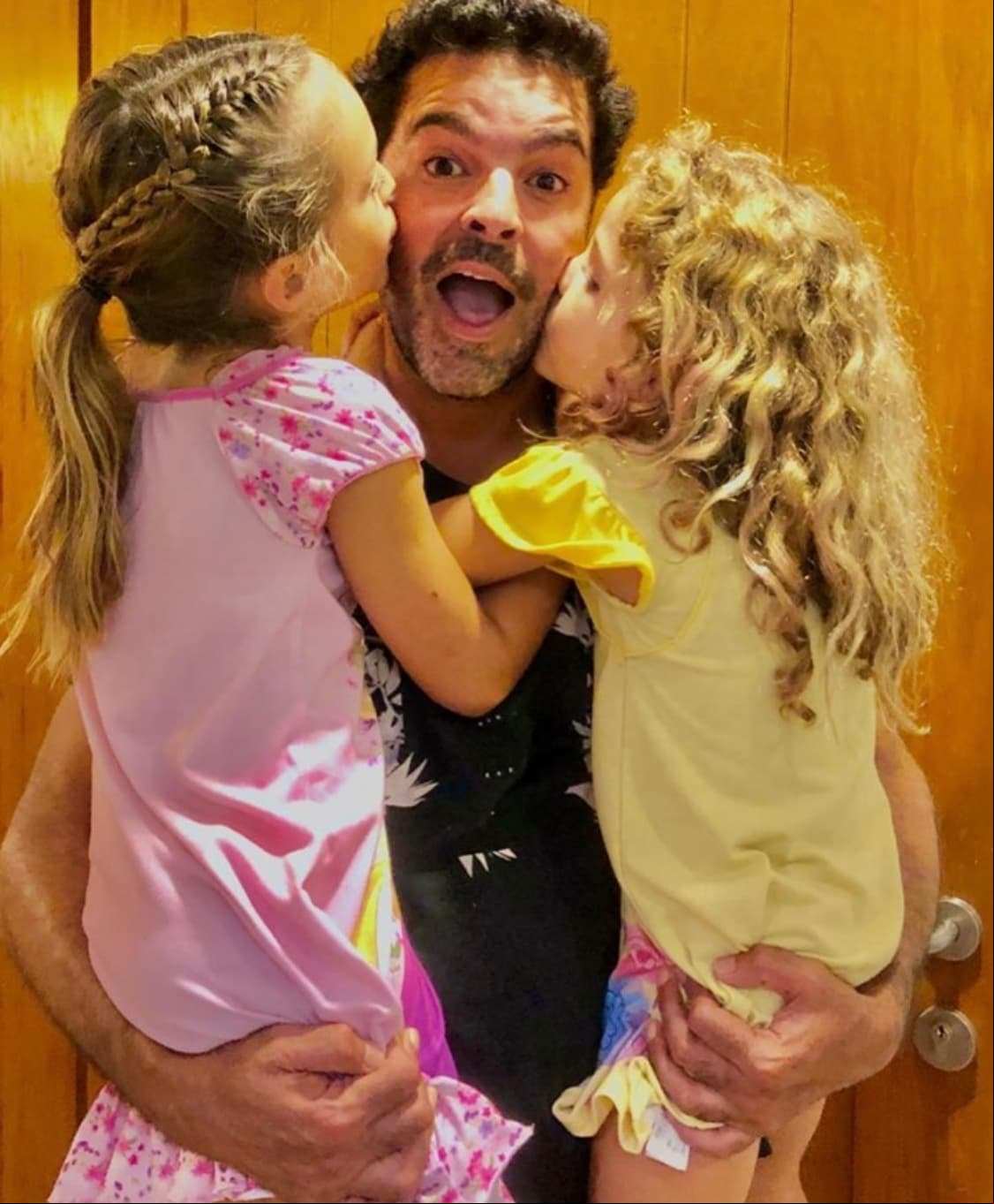 Pablo Montero se reencuentra con sus hijas tras protagonizar fuerte pelea con su exesposa