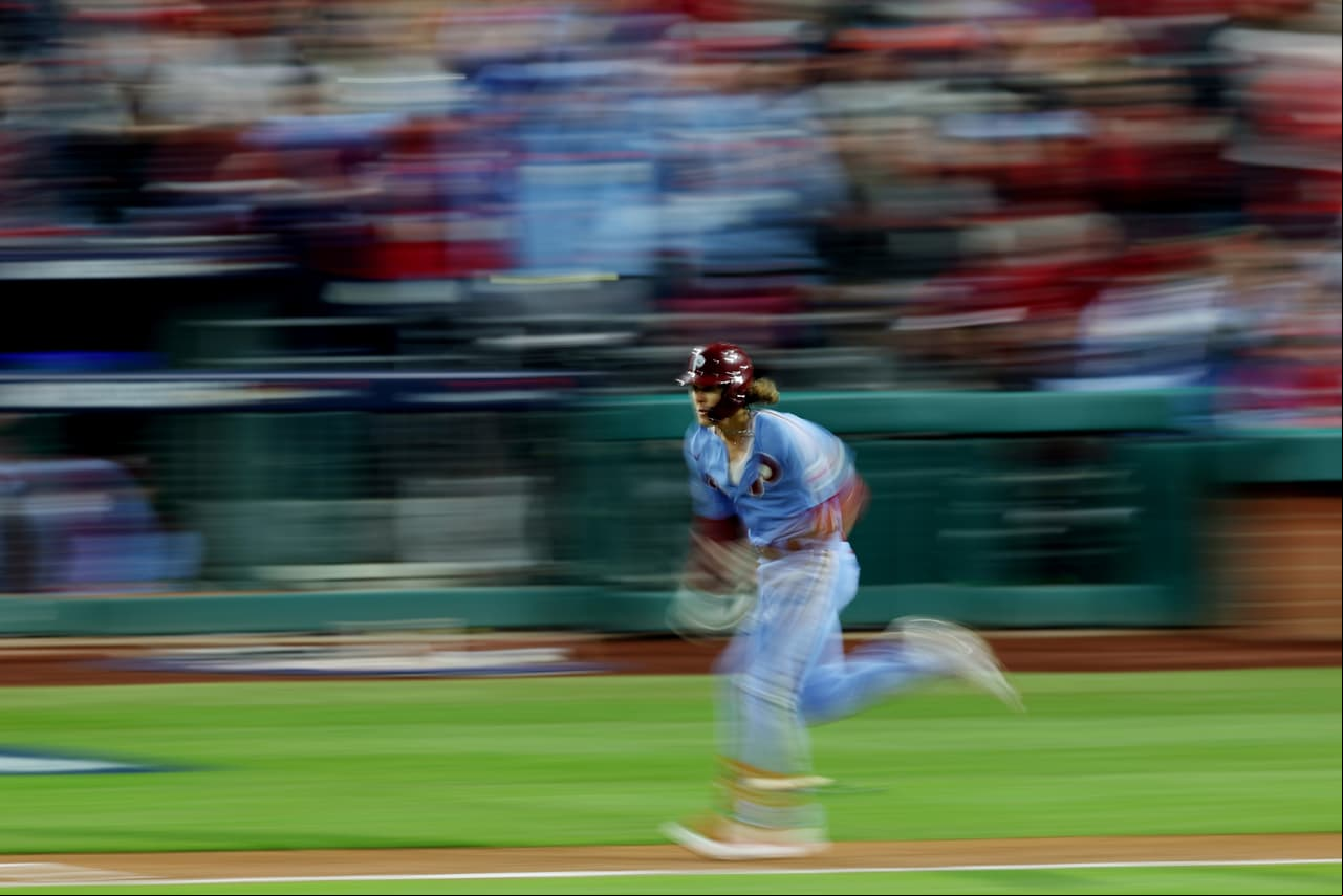 Astros volverá a Houston con ventaja de 3-2 en la Serie Mundial y con la oportunidad de ganar el título a Philadelphia Phillies en casa.
