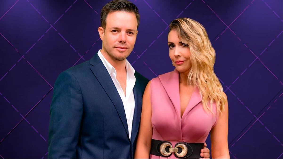 Inseparables: Amor al Límite, está por comenzar. Pero no es la primera vez que un reality muestra la vida de una pareja. Es, de hecho, ya una tradición en la TV mexicana.