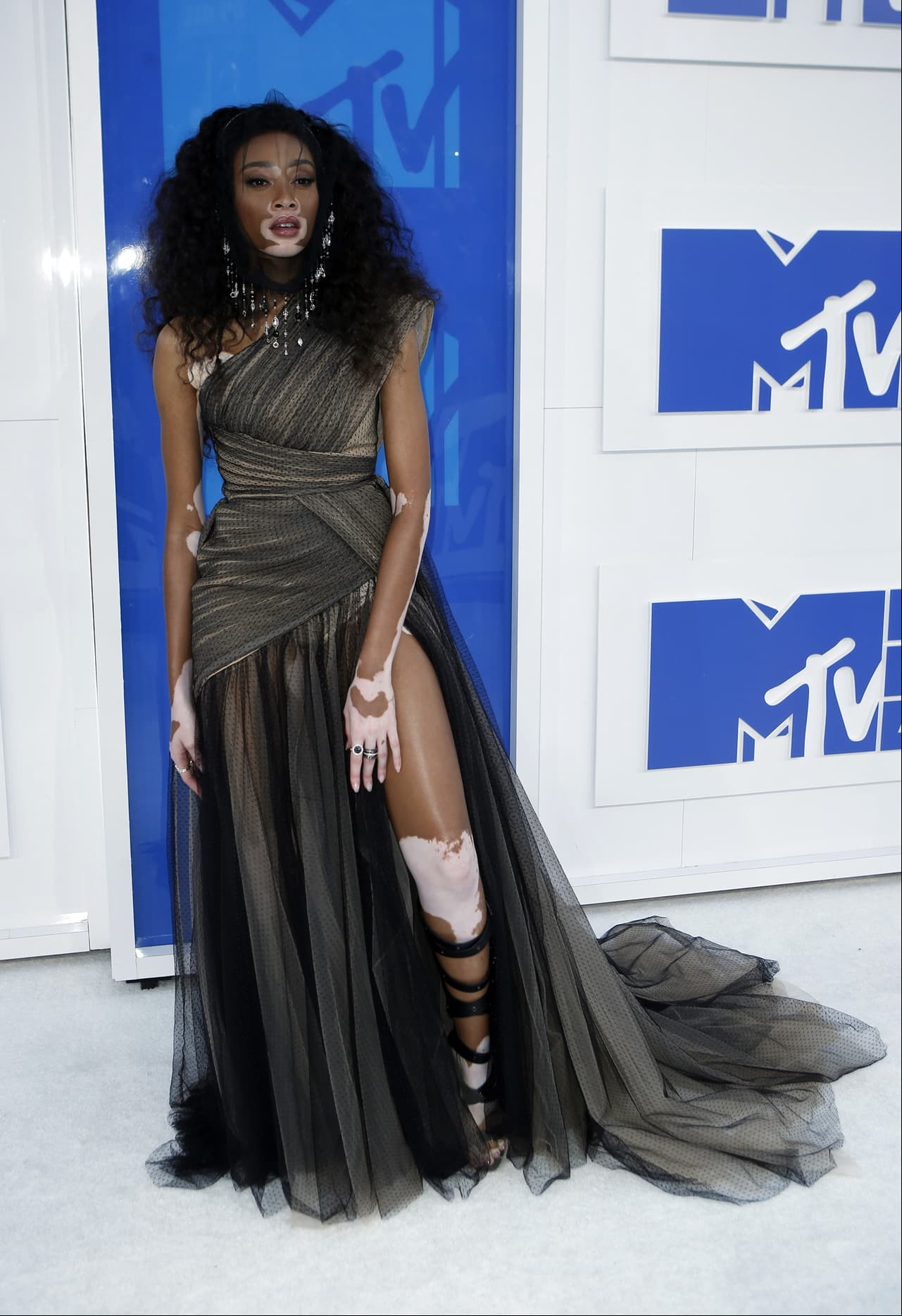 La modelo, de 25 años, saltó a la fama tras formar parte del ciclo 21 del reality show ‘America’s next top model’ en 2014, el cual fue conducido por Tyra Banks, y aunque no ganó, ya que fue eliminada en la segunda semana de finalistas, no dejó a un lado sus sueños y comenzó a trabajar para la marca española Desigual.