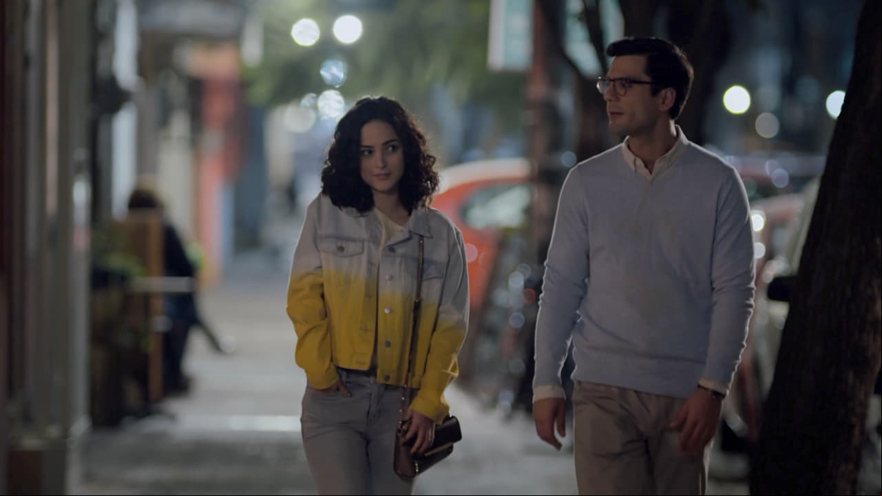 ‘Samuel’ le había confesado con anterioridad a ‘Gabriela’ que le gustaba ‘Rosa’ (Dayren Chávez), una compañera del trabajo de ‘Pedro, pero cuando le confesó sus verdaderos sentimientos, la joven lo rechazó. El día del tropiezo con ‘Ernesto’, ‘Rosa’ le dice a ‘Samuel’ que la espere para ser su novia, porque primero tenía que resolver algunos conflictos, a lo que accedió.