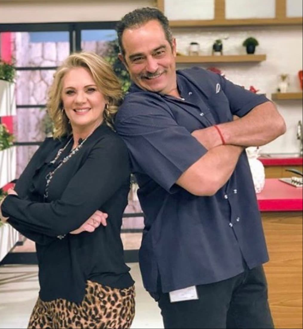 Omar Fierro aclara si es verdad que mantiene una relación amorosa con Erika Buenfil