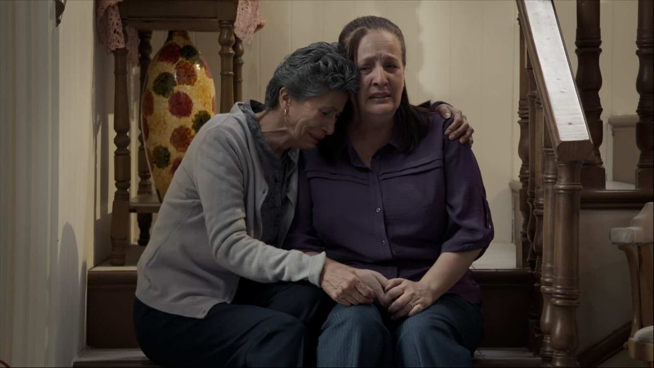 Sara y Teresa sufren la muerte de Leslie