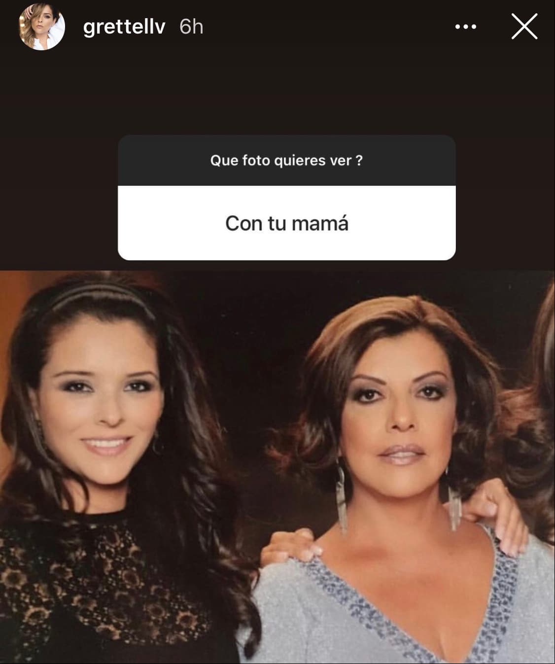Grettell Valdez y su mamá.
