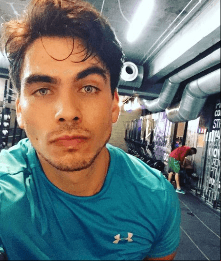 ¿Qué deporte/ejercicio te gusta practicar? “Mis dos favoritos sería el box y escalar, son las dos cosas que a mí me encantan”.
