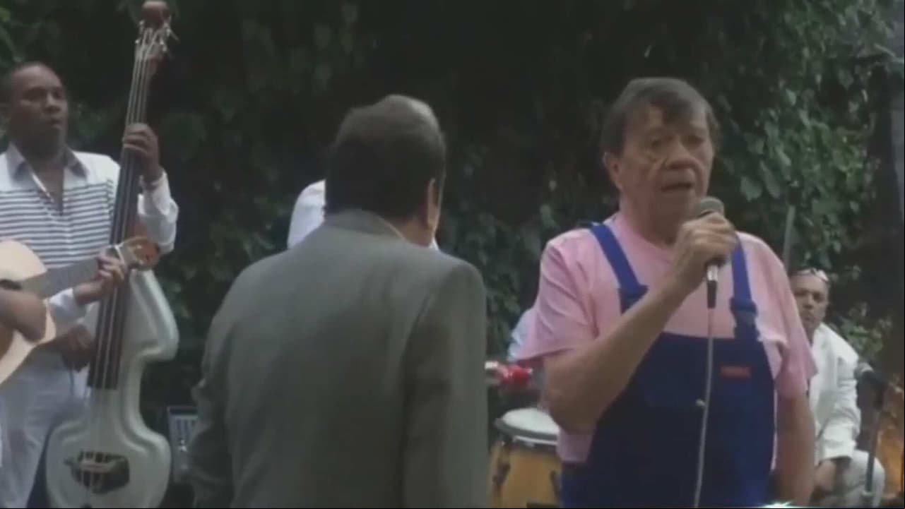 Chabelo, el 'amigo de todos los niños', reaparece cantando e impacta con su verdadera voz