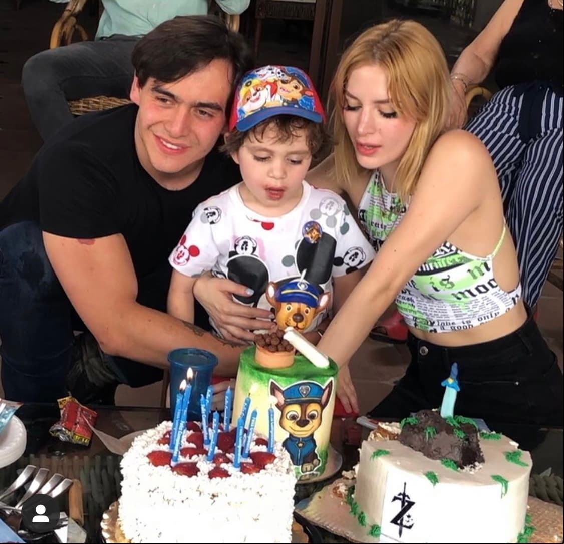 Julián, también hijo del cantautor Joan Sebastian, quien murió en 2015, cumplió 26 años, mientras que su pequeño hijo celebró tres años de edad.