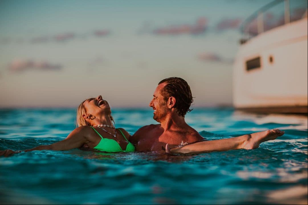 Gabriel Soto e Irina Baeva disfrutan de unas vacaciones en el caribe mexicano.