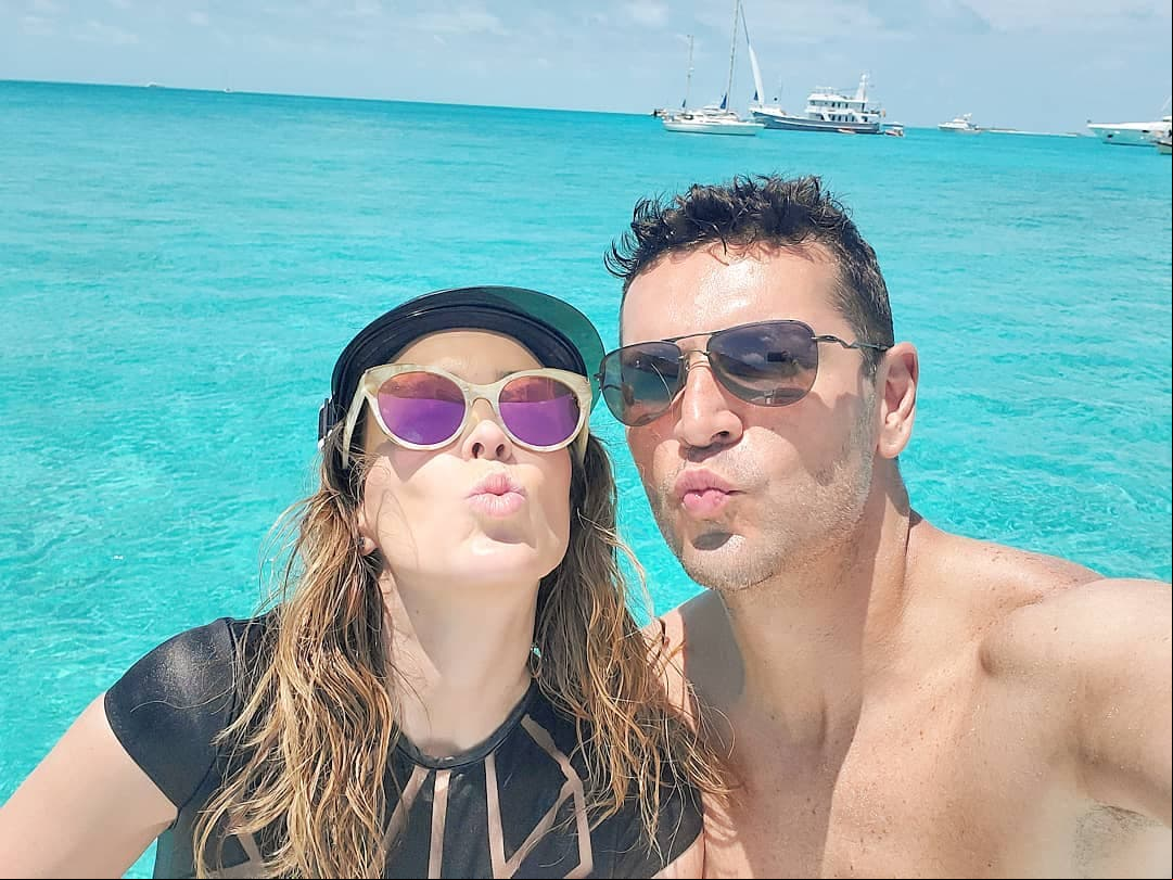 Jacky Bracamontes defiende a su esposo tras ser criticado por supuestamente poner en riesgo la vida de su hija