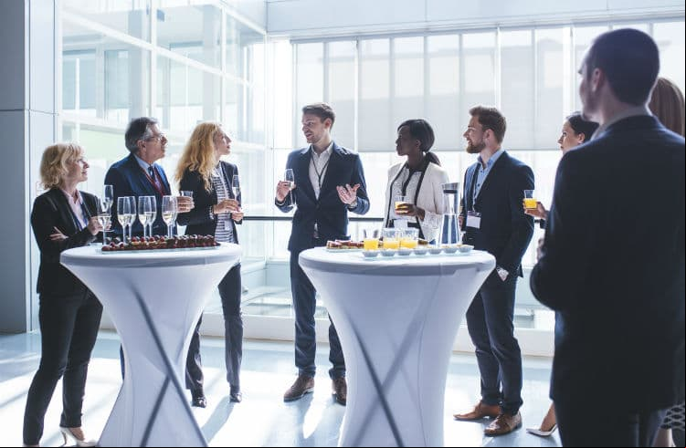 Cómo triunfar en la fiesta de fin de año de la empresa