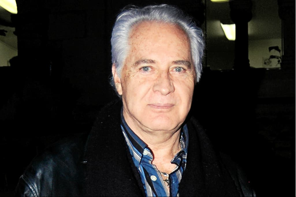 Rogelio Guerra es hospitalizado por problemas en la vesícula