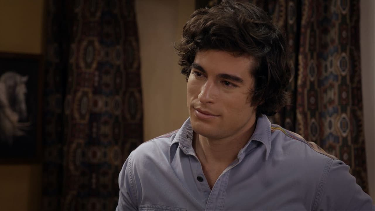 Tras el éxito ‘Quererlo Todo’, Danilo Carrera regresa a la pantalla de Las Estrellas para conformar el triángulo amoroso entre los personajes de Brandon y Alejandra.