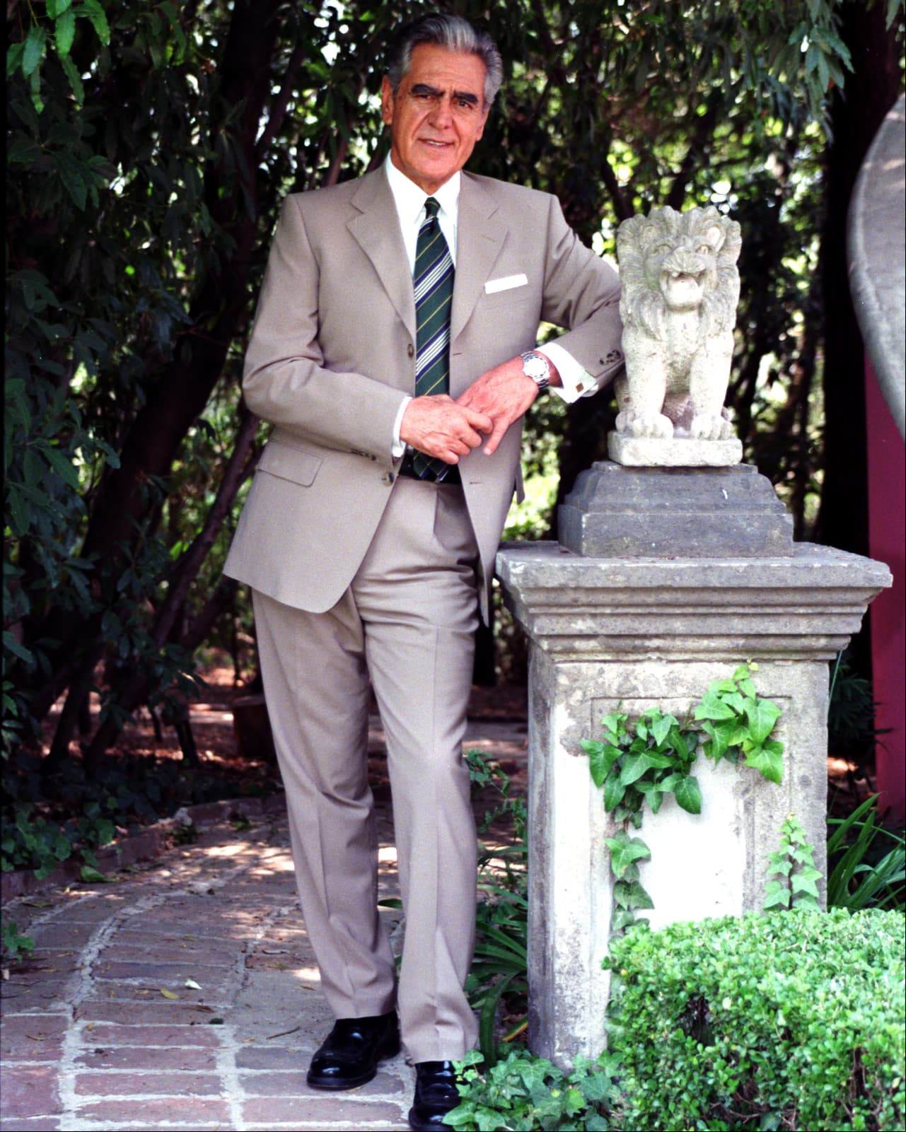 Eric del CastilloEl primer actor fue “Teodoro Fernández-Negrete”, un próspero hacendado que adoptó a “Virginia” y “Verónica”.