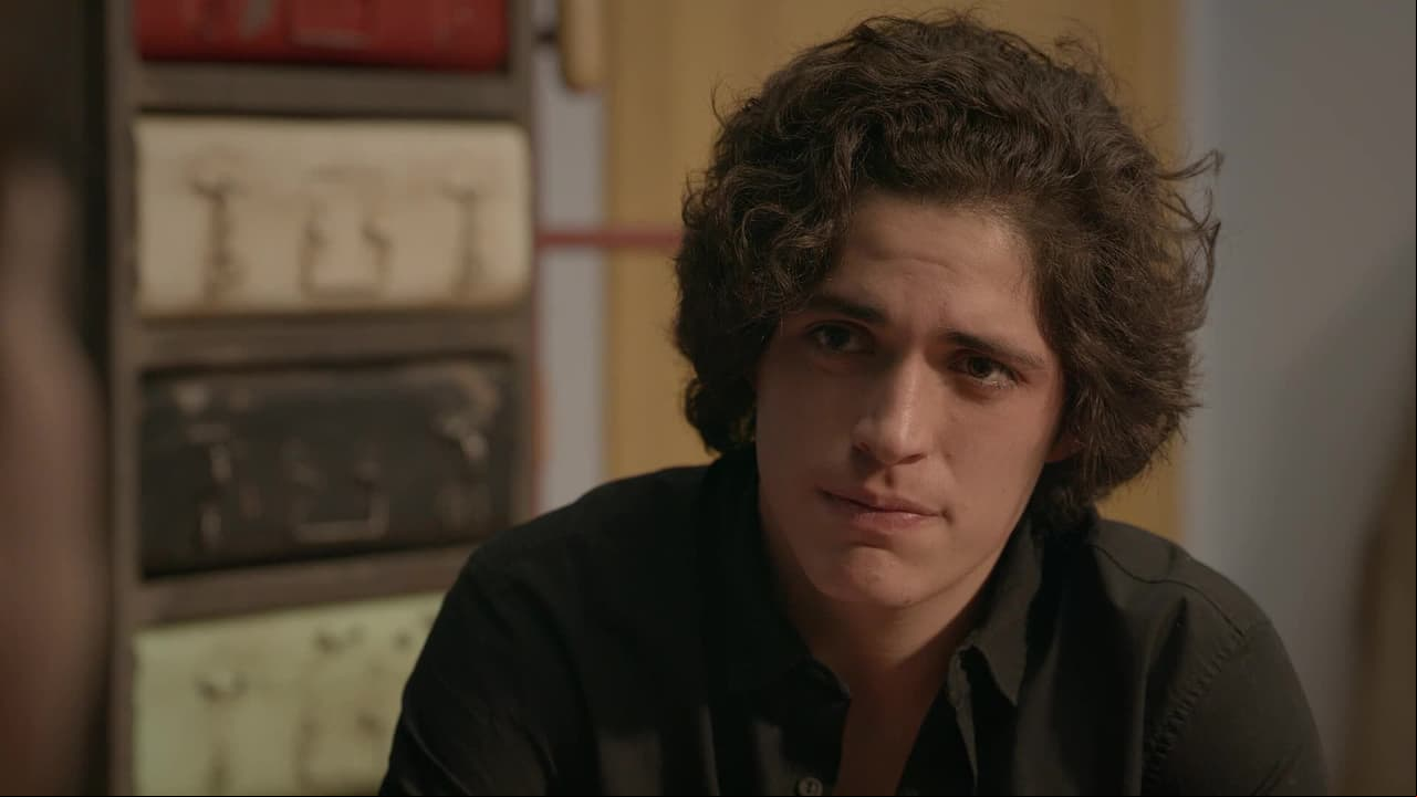 ‘40 y 20’: Lucas le da un consejo de hermanos a Fran