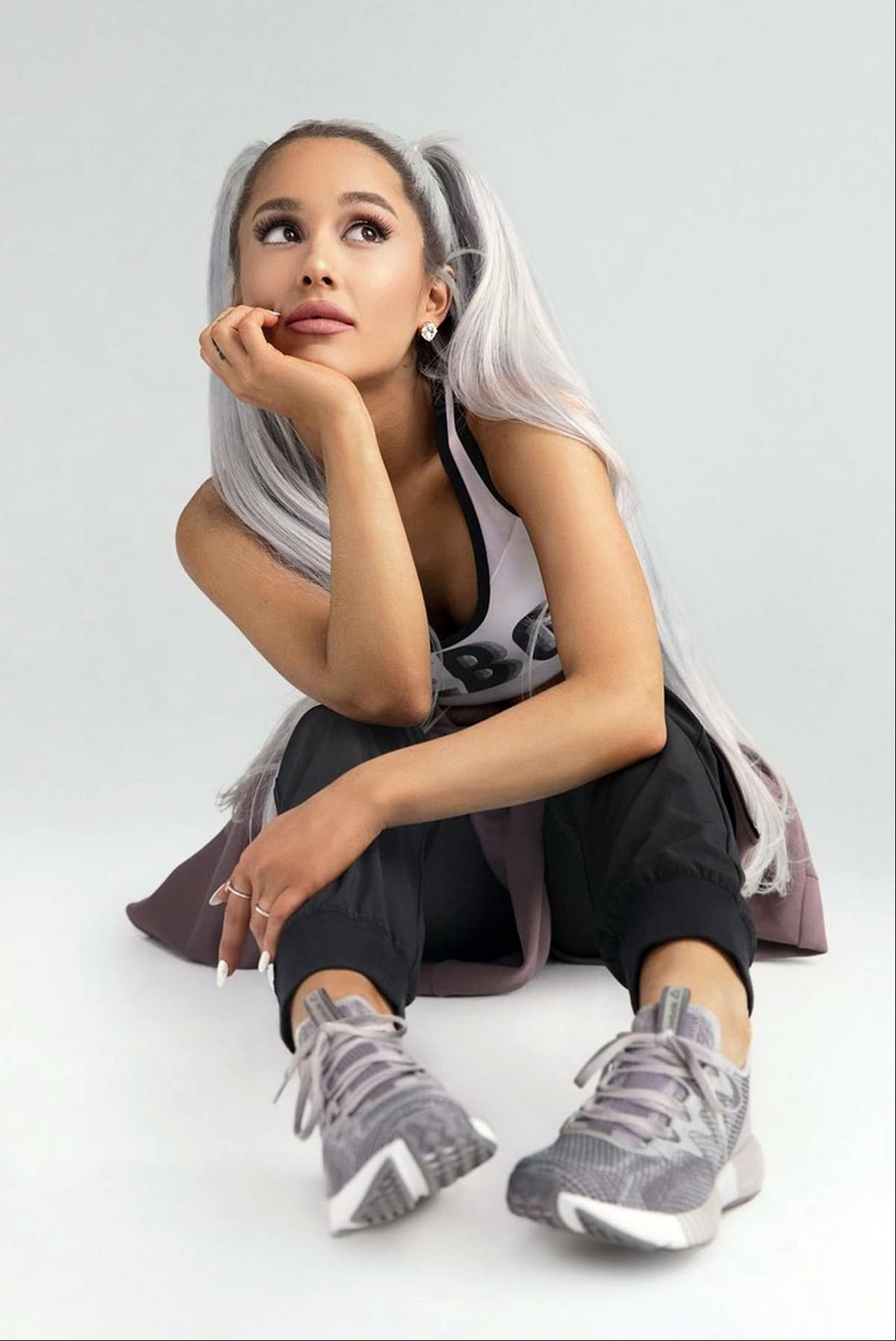 No es la primera vez que Ariana posa para esta marca.