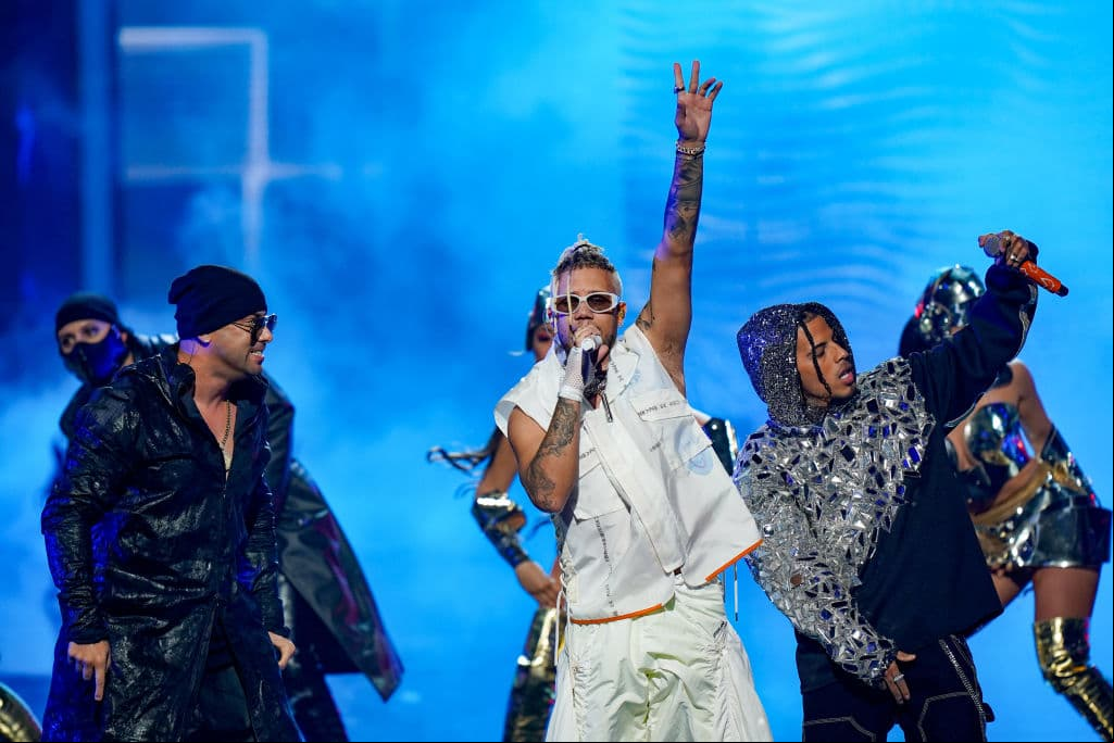 Wisin, Jhay Cortés y Rauw Alejandro cantaron juntos en un show sin precedentes. 
<br>
<br>Zion y Lennox se unieron también a la fiesta.