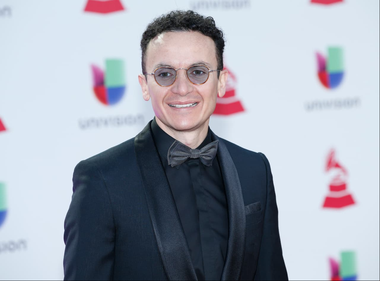 Fonseca podría llevarse la estatuilla a casa en la categoría ‘Canción Tropical’ por ‘Simples Corazones’