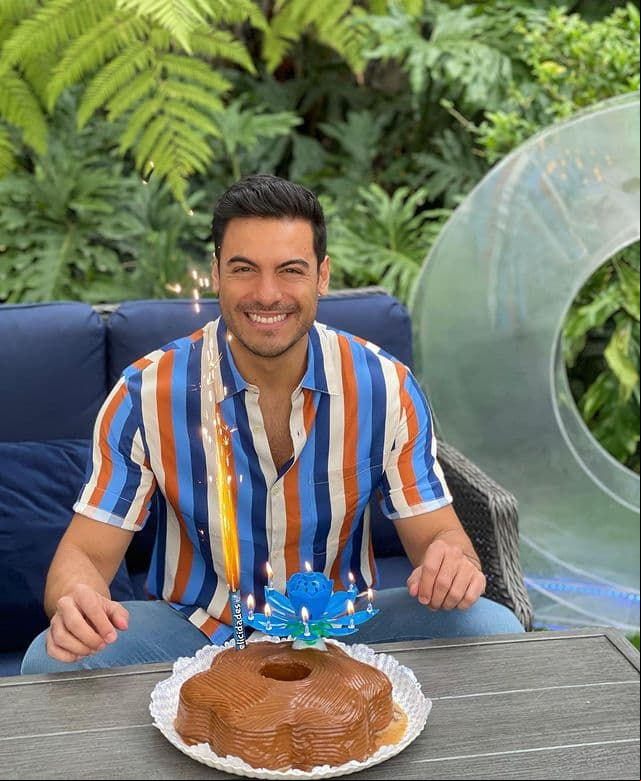Novia de Carlos Rivera le manda emotivo mensaje de cumpleaños: “Eres la razón de mi sonrisa”