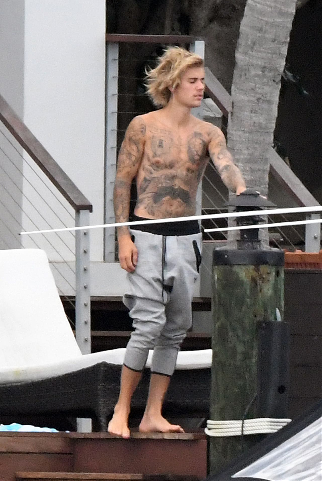 Según The Hollywood Life, a Selena Gomez le duele ver a Justin saliendo con otras chicas, aunque no piensa regresar con él (FOTO: The Grosby Group)