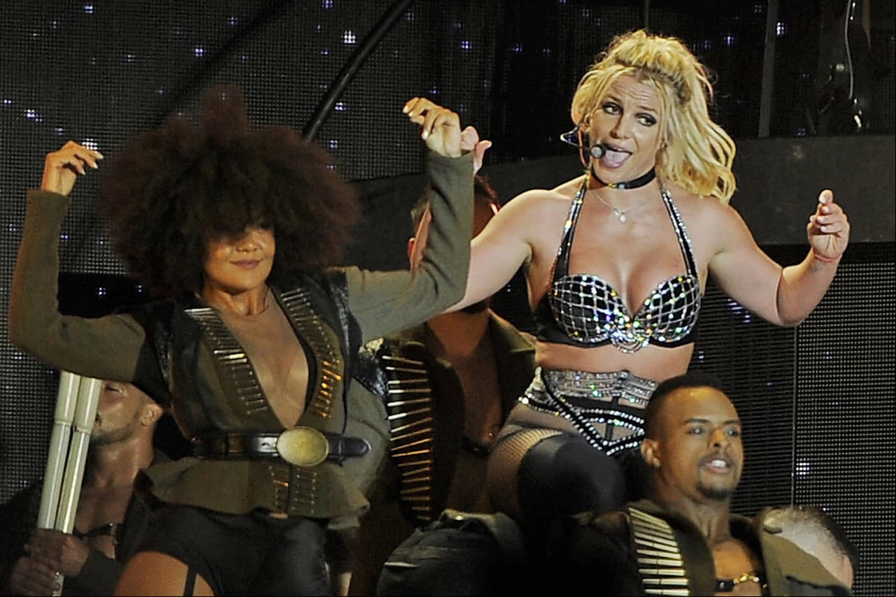 Britney Spears vive bochornoso momento en uno de sus shows