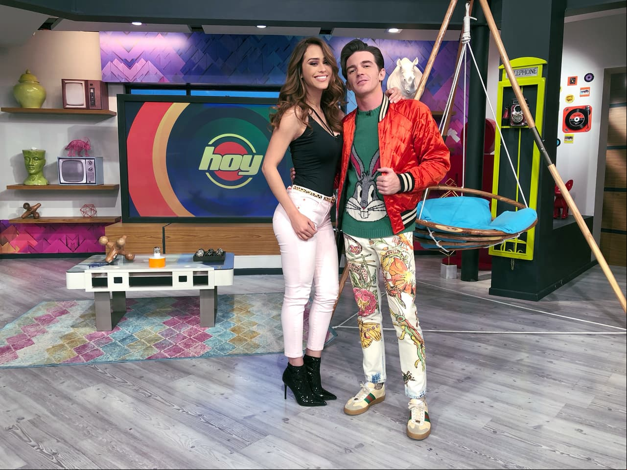 El músico estrenó su sencillo “Fuego lento”.