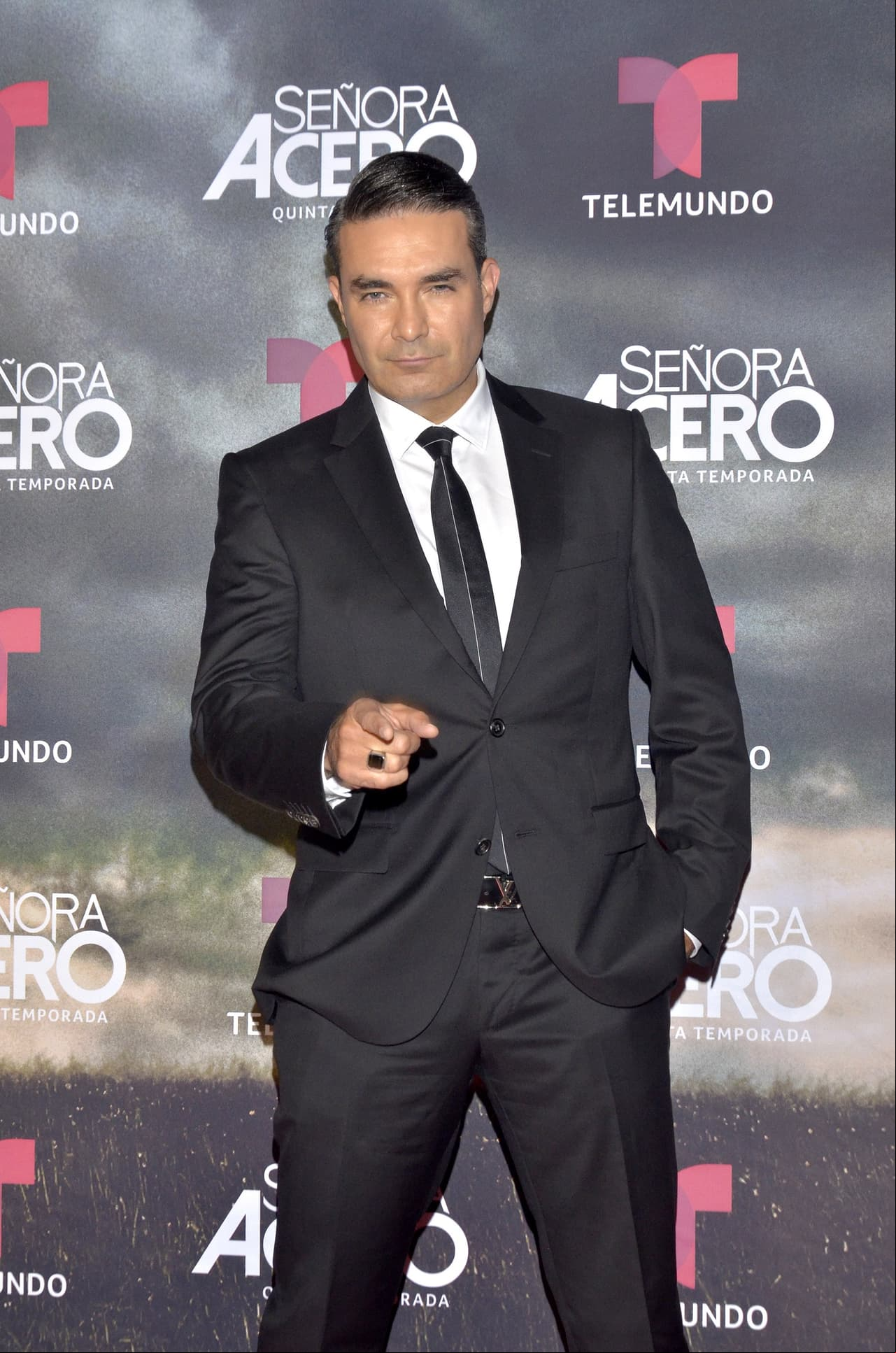 Mauricio Islas planea abrir clínica de ayuda emocional