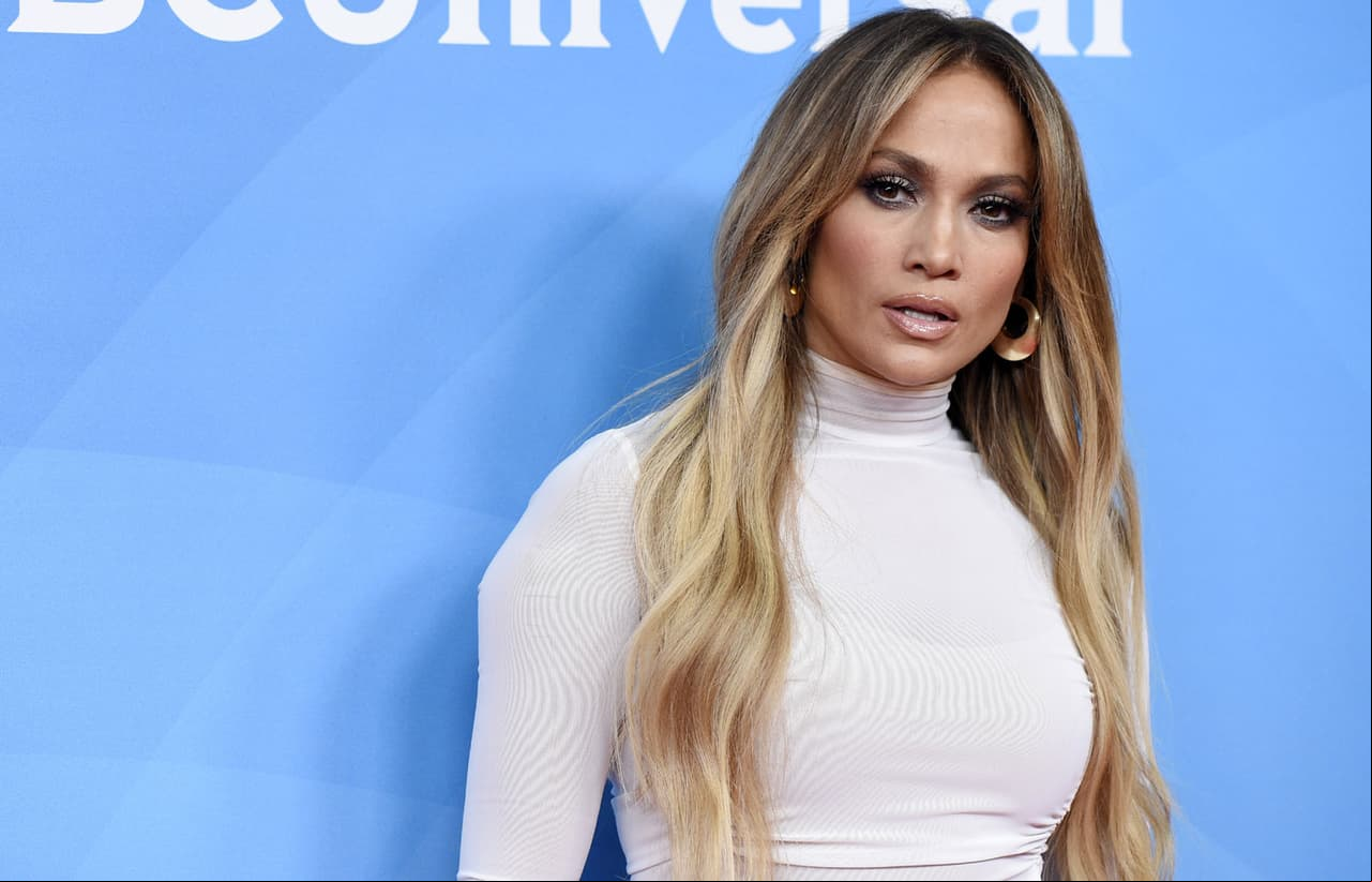 Jennifer Lopez tiene una doble y su parecido es asombroso