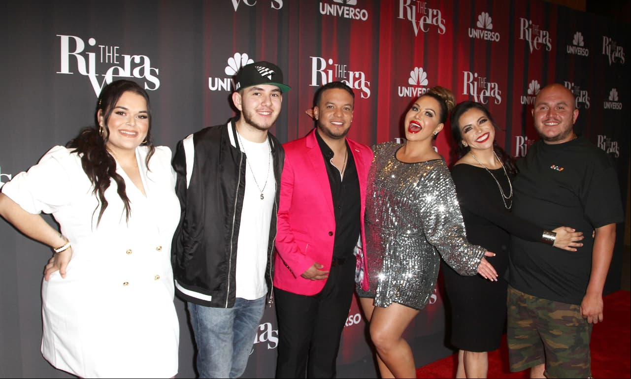 Jenicka, Mike, Chiquis, Jacqie y Juan Ángel, además de Lorenzo Méndez, se reunieron para presentar la cuarta temporada del reality show ‘The Riveras’ en Los Ángeles, California.
