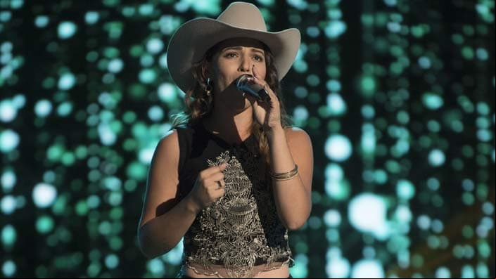 ¡Diana se roba el corazón de los coaches con su voz!
