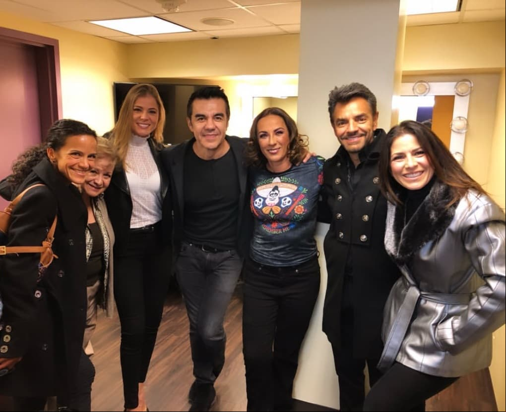 Eugenio Derbez y Alessandra Rosaldo asistieron al show que Adrián Uribe y Consuelo Duval protagoniza.