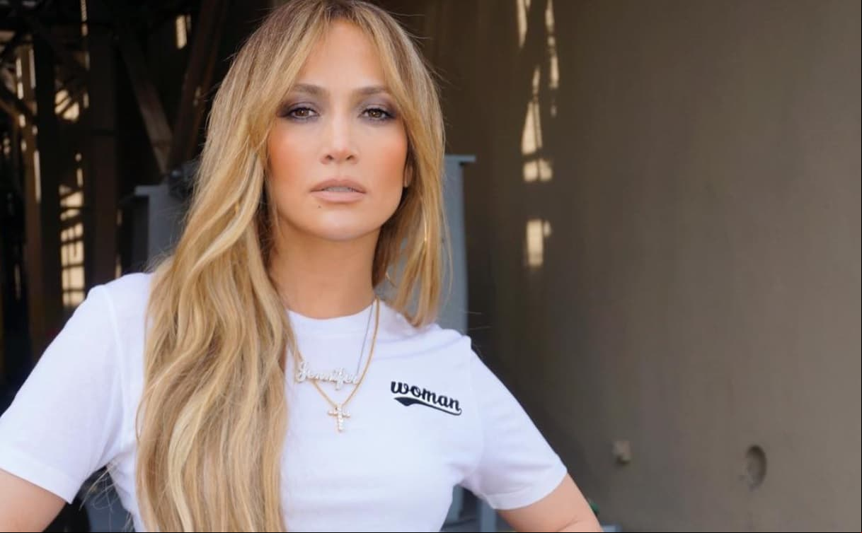 Jennifer Lopez baila tremendo y sensual twerking en video