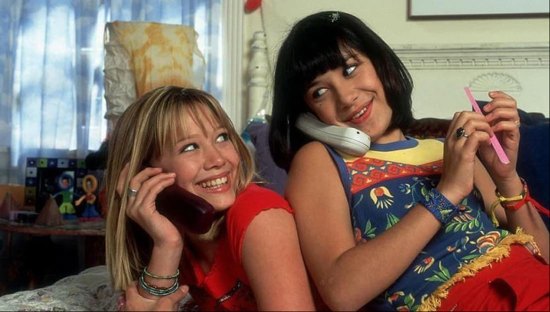 La relación entre estas dos chicas representa lo que significa tener una mejor amiga a los 15 años en la preparatoria (FOTO: Disney Channel)