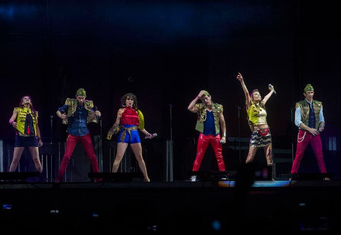 71120222. México, 20 Nov. 2017 (Notimex-Jessica Espinosa).-El grupo Timbiriche se presentó esta noche en la plancha del Zócalo capitalino. NOTIMEX/FOTO/JESSICA ESPINOSA/JES/ACE/