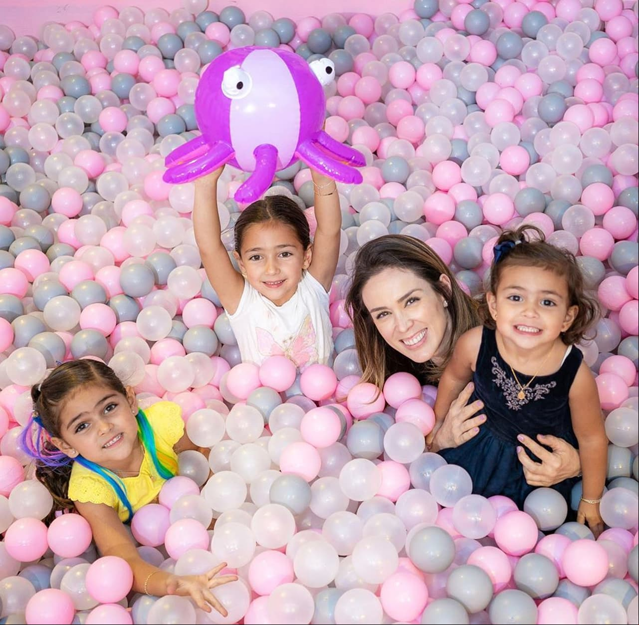 ¿Es posible escoger el sexo de tu bebé, tal y como Jacky Bracamontes lo intentó?