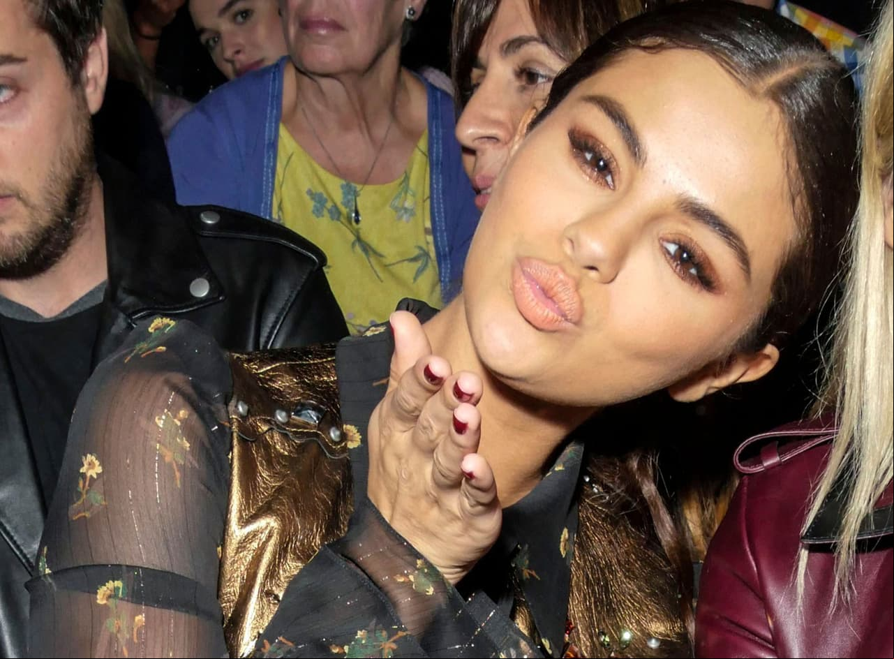 Selena Gomez responde así al diseñador que la llamó ‘fea’