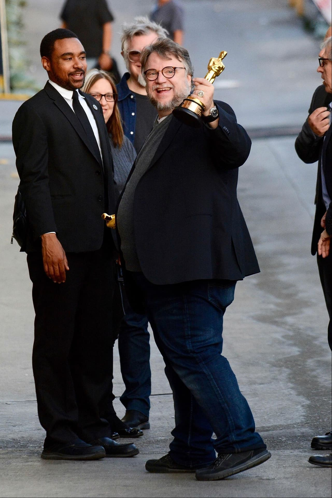 Del Toro asistirá al Festival Internacional de Cine en Guadalajara (FICG México) para inaugurar una sala que llevará su nombre y dará una conferencia dirigida a jóvenes.