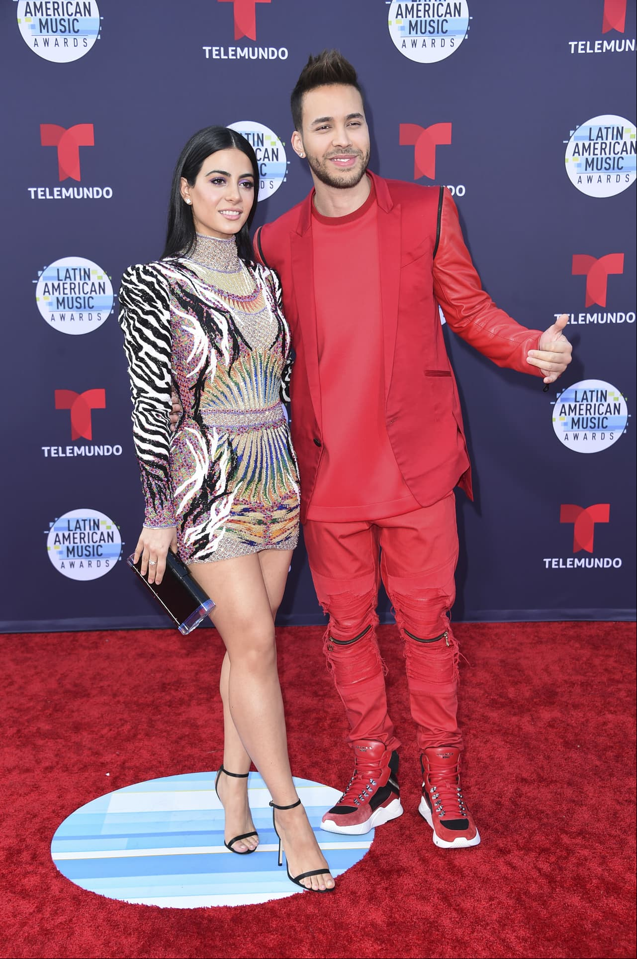 Prince Royce y Emeraude Toubia celebraron su boda secreta en México