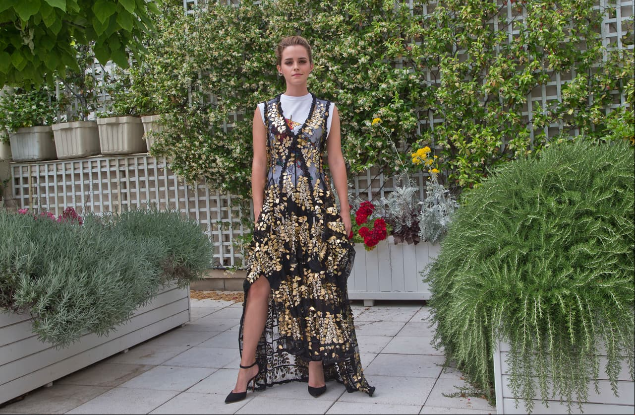 Emma Watson durante la semana de la moda en París, Francia
