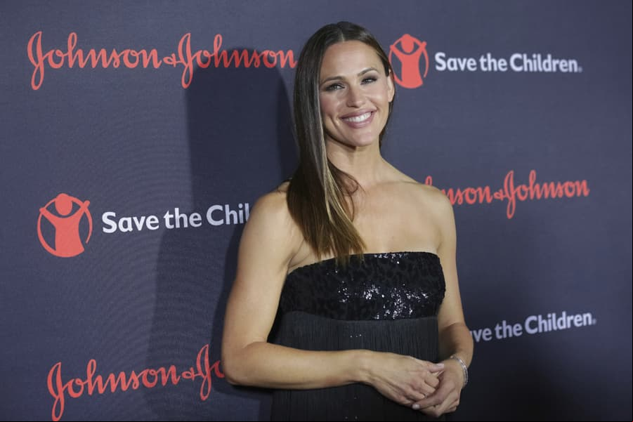 Aseguran que Jennifer Garner tiene un romance con un conocido actor