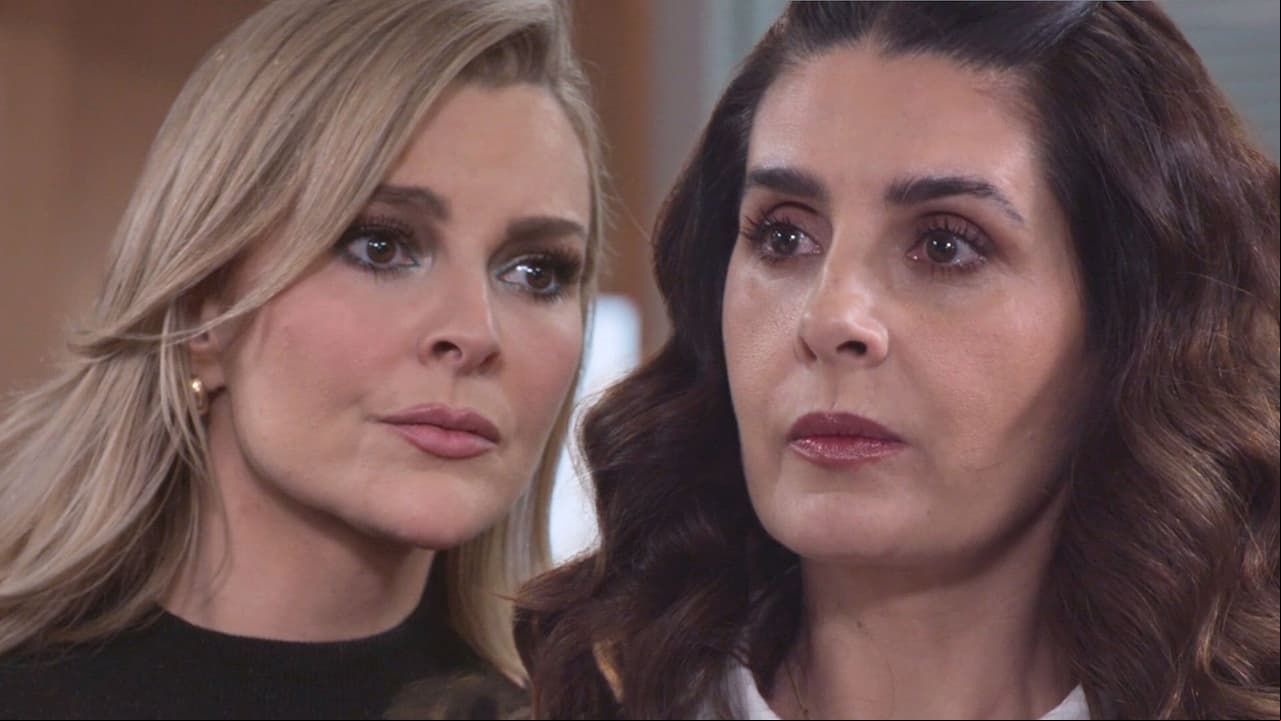 Eva se hace pasar por la esposa de Nacho