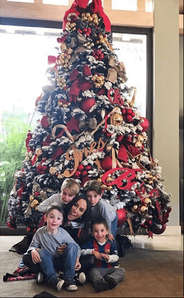 Inés Gómez Mont hereda su entusiasmo por la Navidad a sus seis hijos. Foto: Instagram