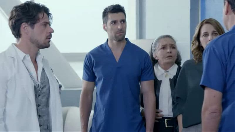 Todos estaban muy preocupados, pues no sabían si Marina lograría sobrevivir.