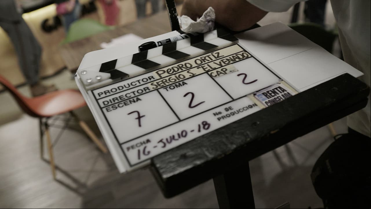 Claqueta oficial de Renta Congelada utilizada en cada escena