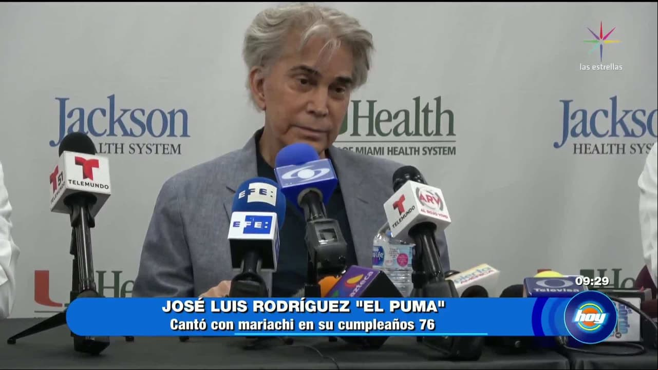 José Luis Rodríguez ‘El Puma’ celebra cumpleaños con mariachi